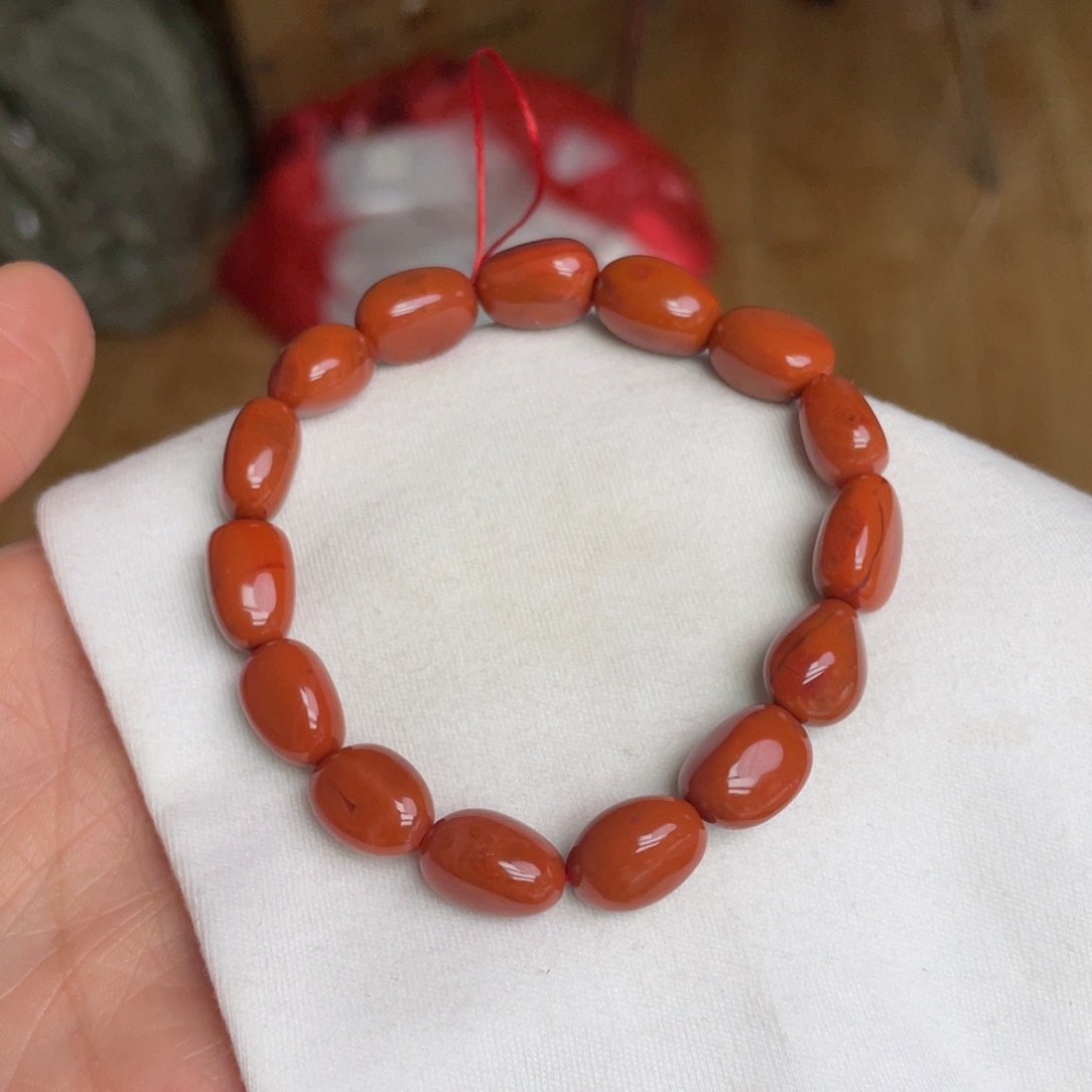 南红玛瑙未镶嵌手链