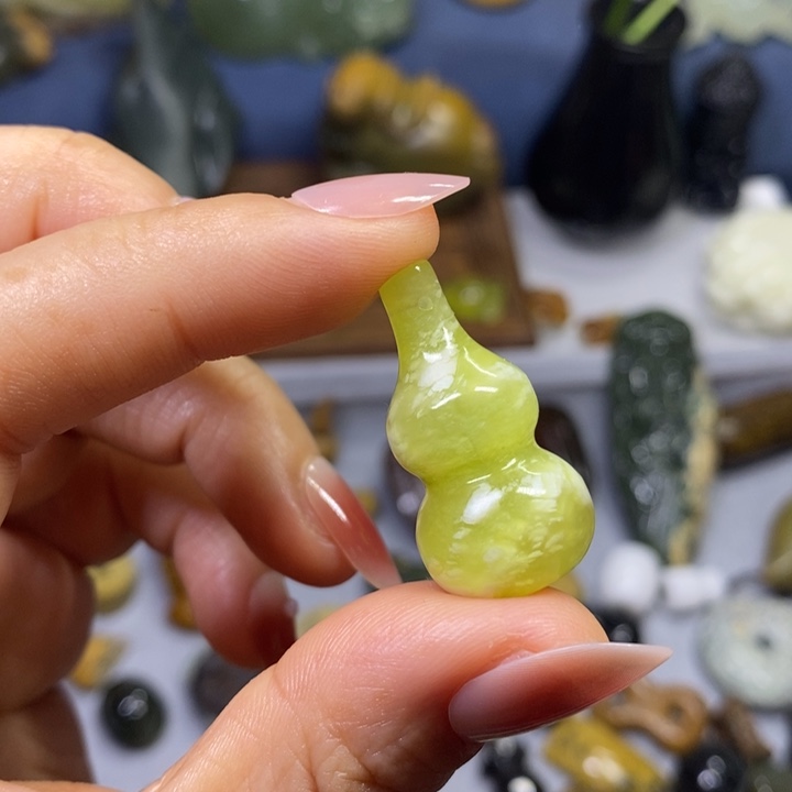 蛇纹石玉未镶嵌岫玉