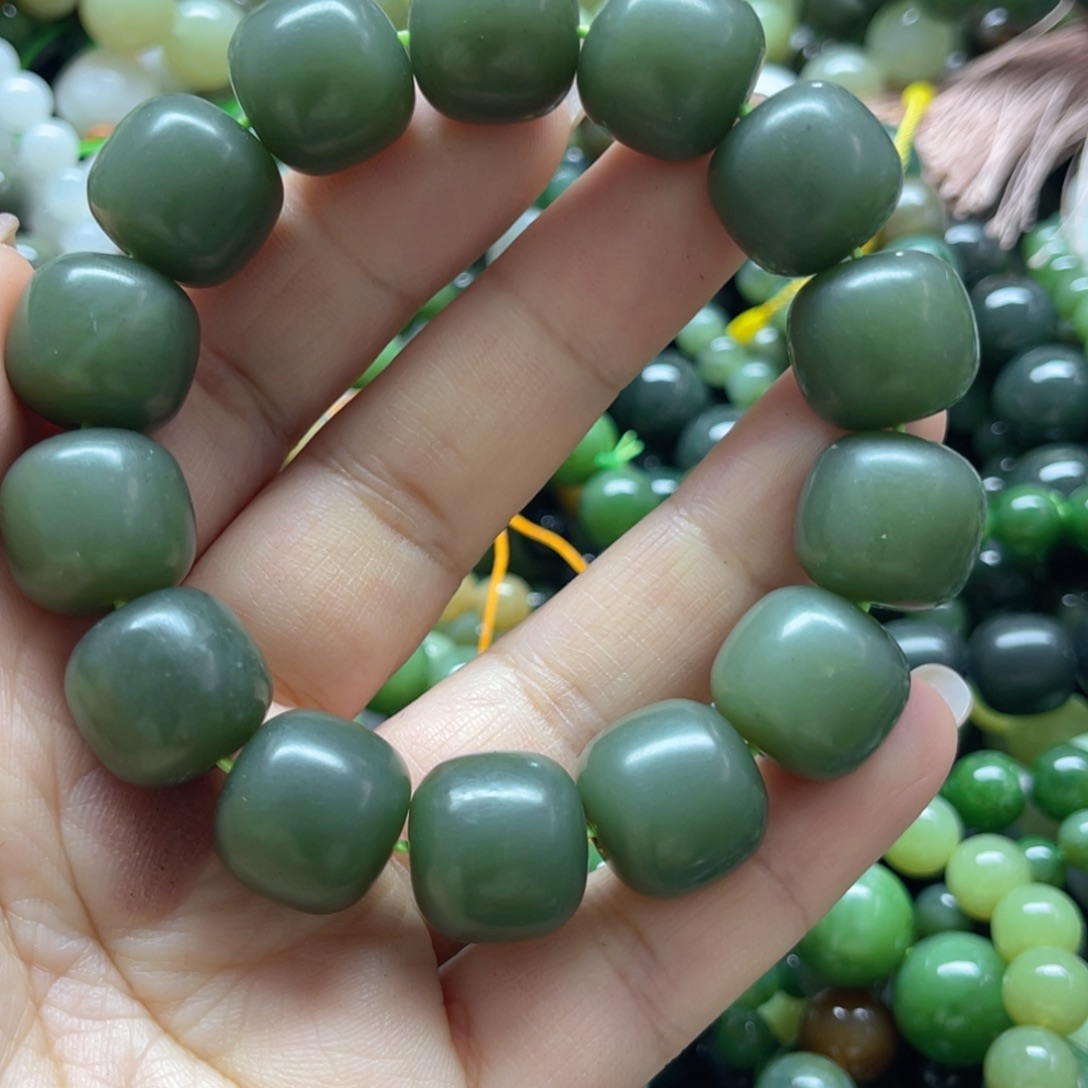 和田玉手链未镶嵌