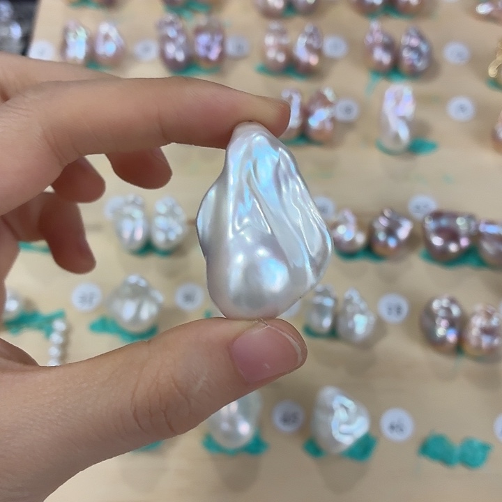 Y***Y未镶嵌淡水珍珠颈饰