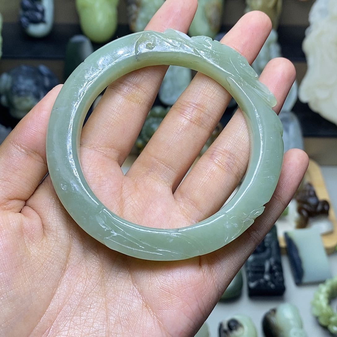 颈饰未镶嵌和田玉呼****叔