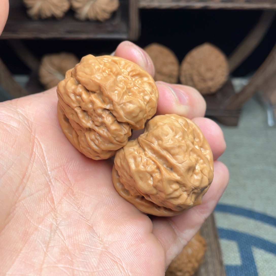 文玩核桃把件37.8毕业高货蛤蟆头