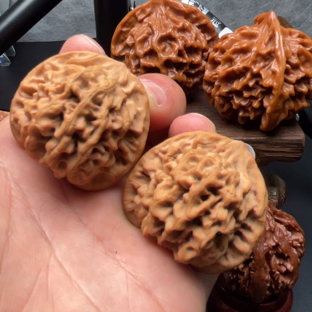 三***钱吊坠文玩核桃40尺寸