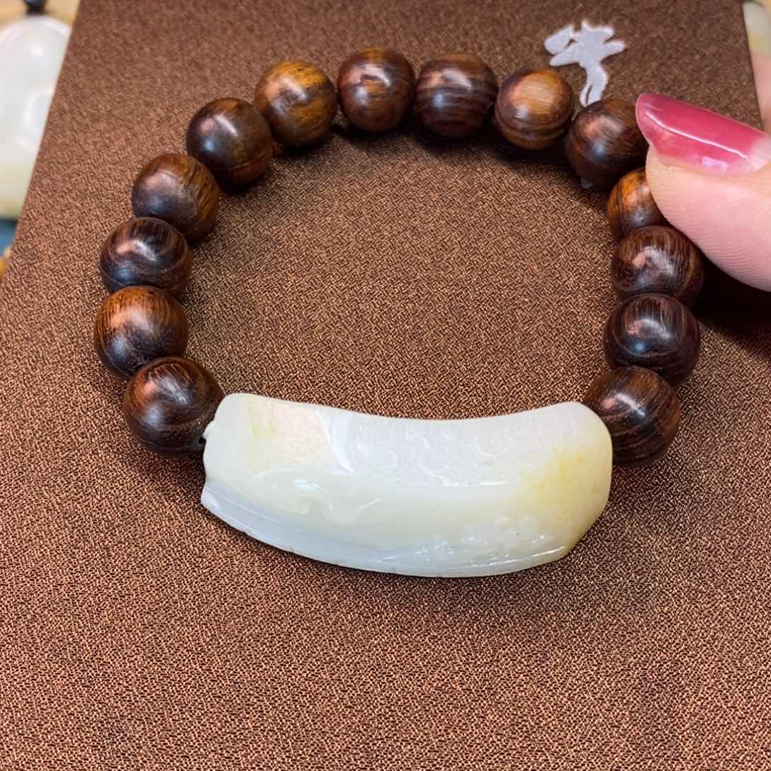 未镶嵌和田玉手链