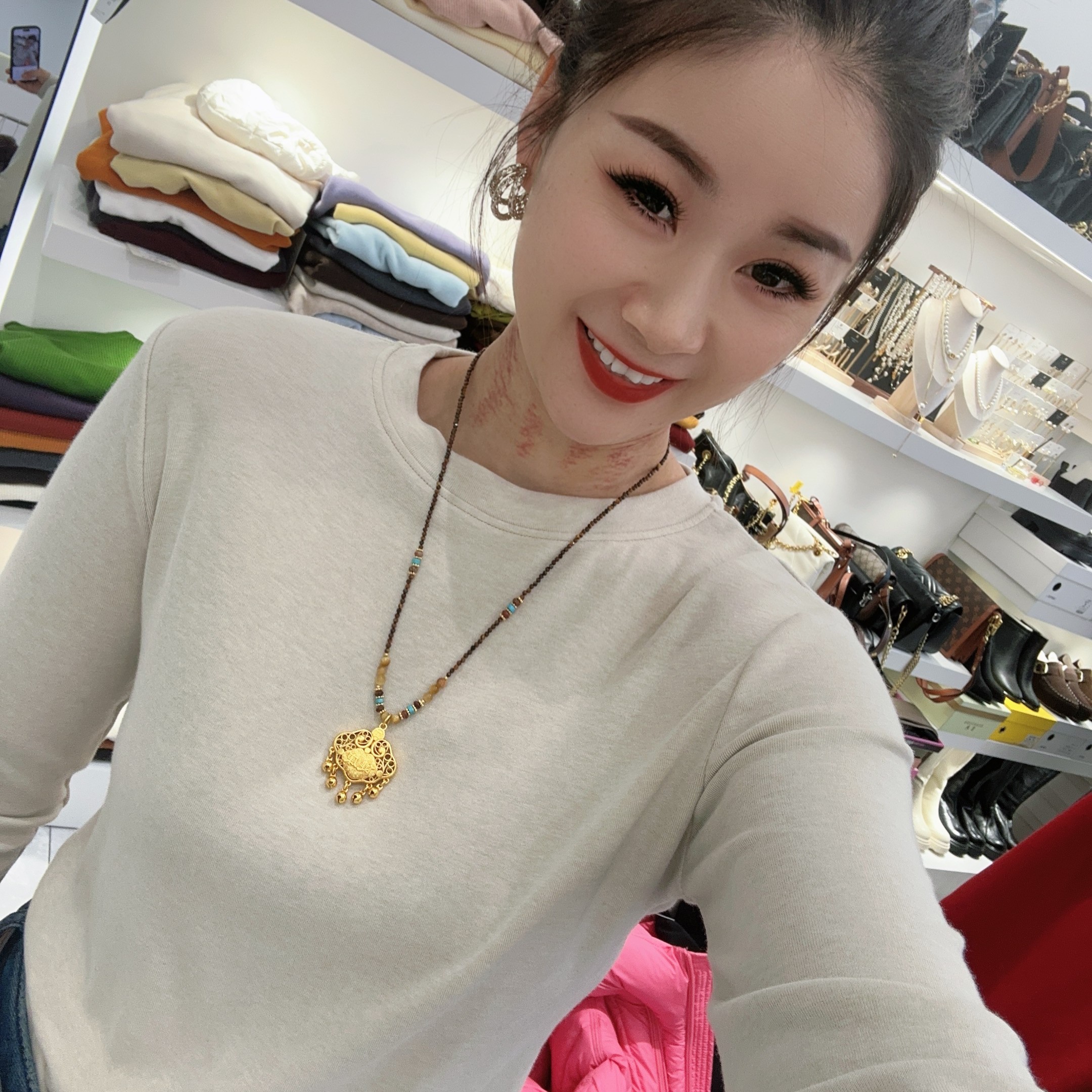 圆领加绒素版体恤