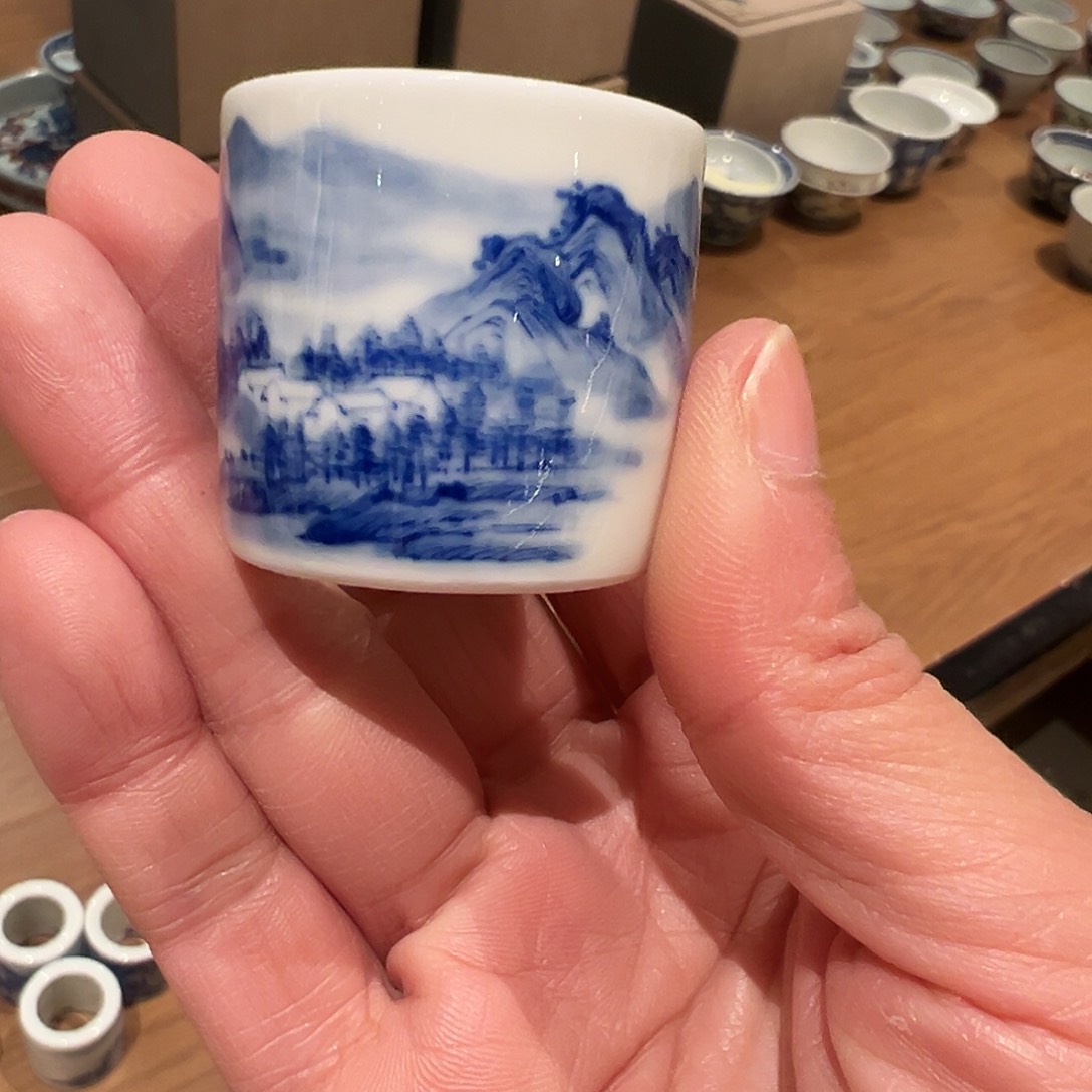 怡琅柴窑山水盖置