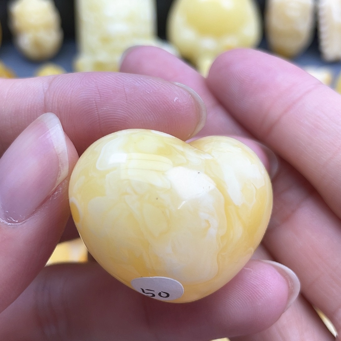 琥珀裸石未镶嵌蜜蜡