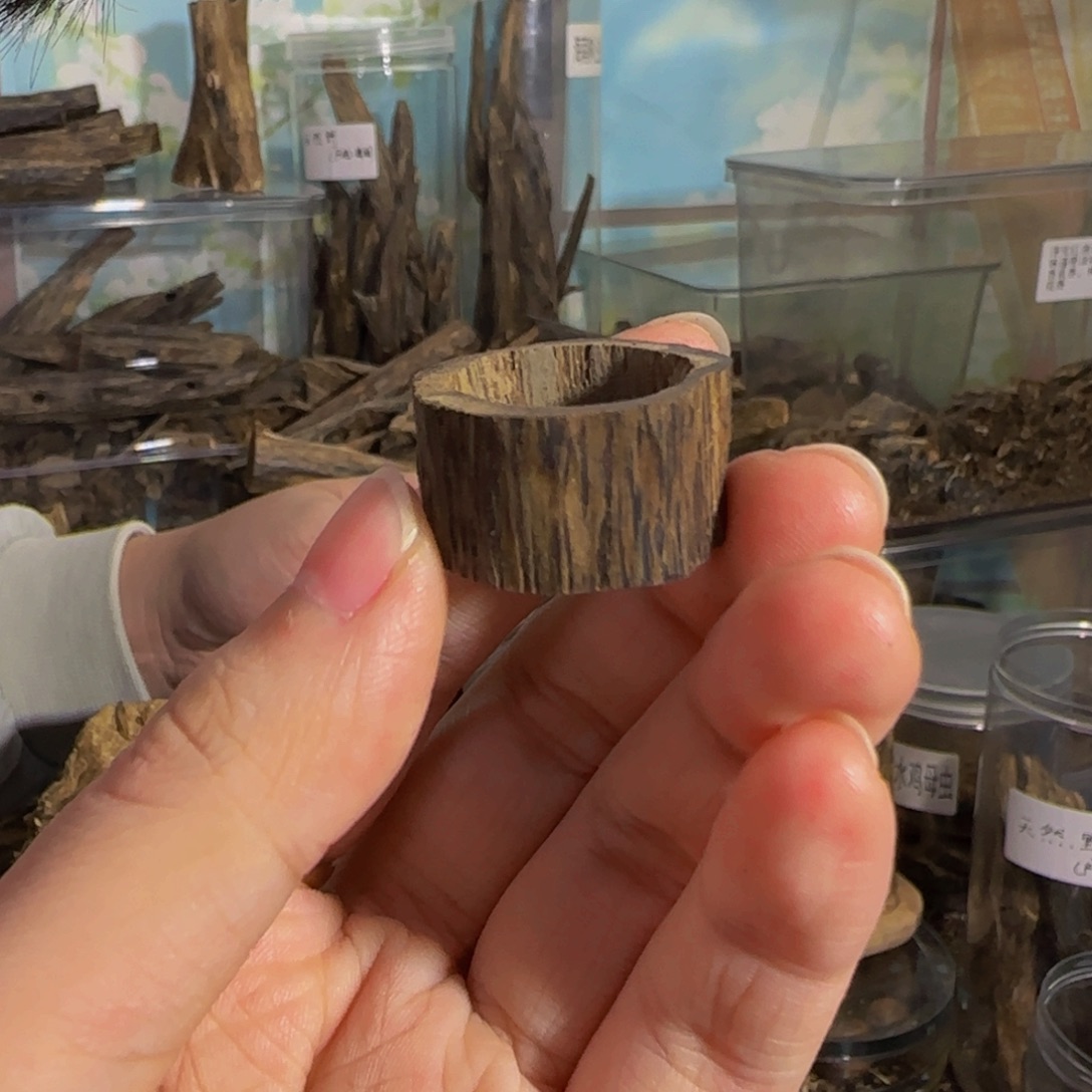 沉香碎屑沉香虫漏原材料31