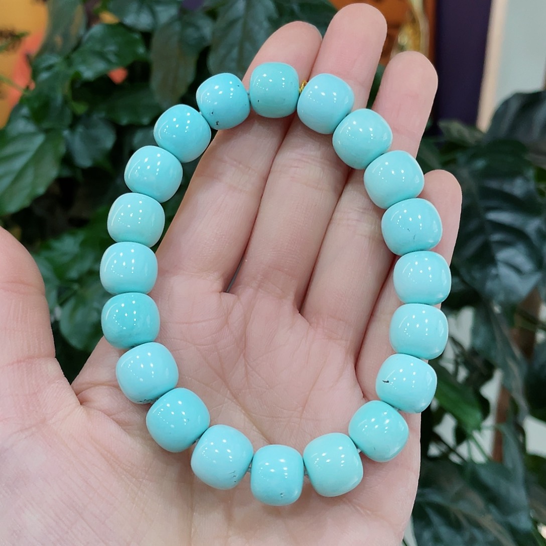 绿松石颈饰未镶嵌