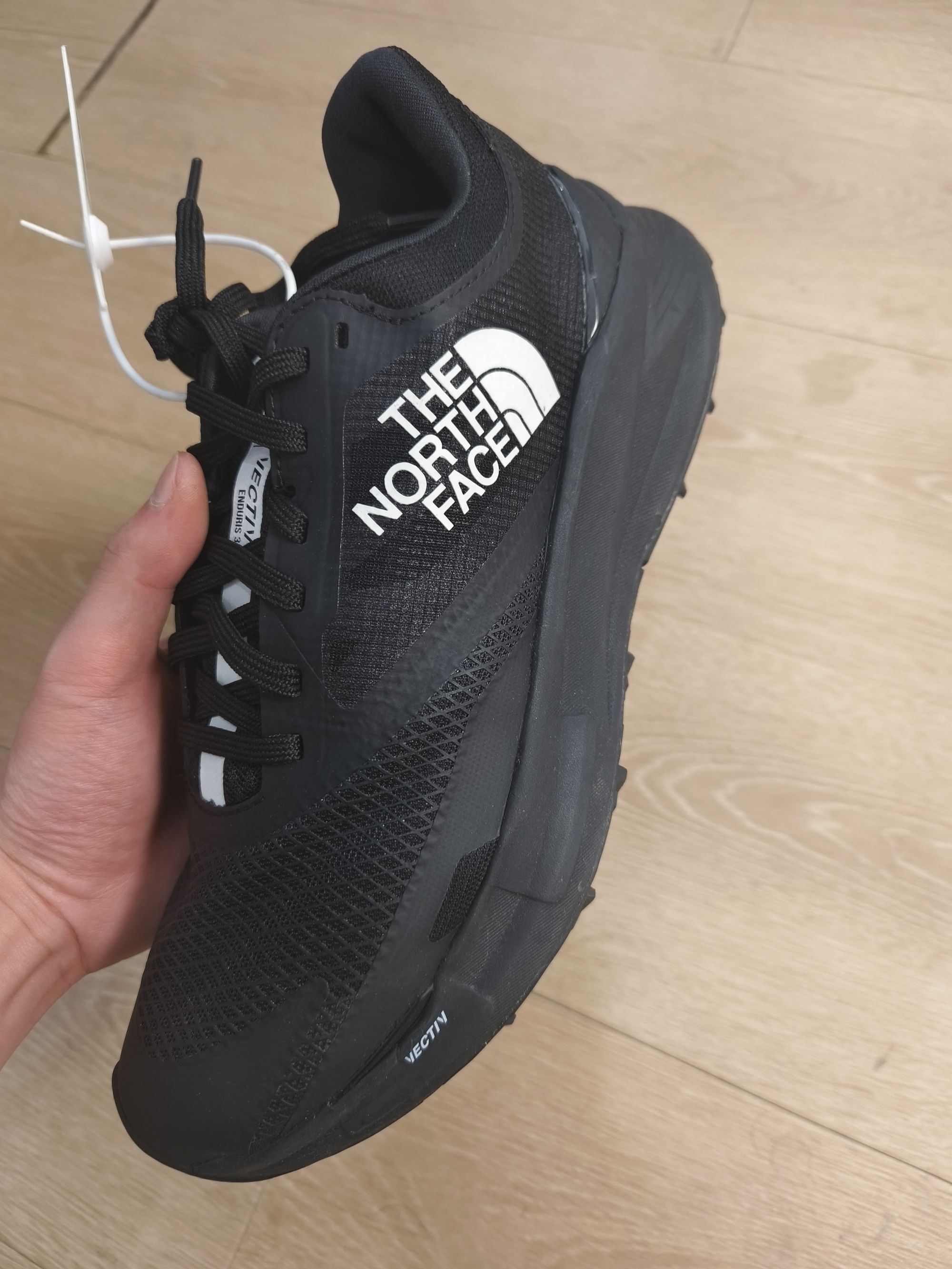 THE NORTH FACE/北面跑鞋缓震抓地透气舒适适合徒步跑步鞋男女款