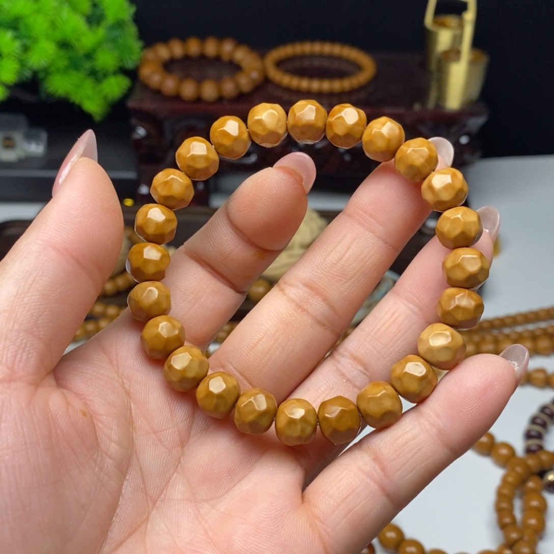 猴头核桃吊坠奶酪