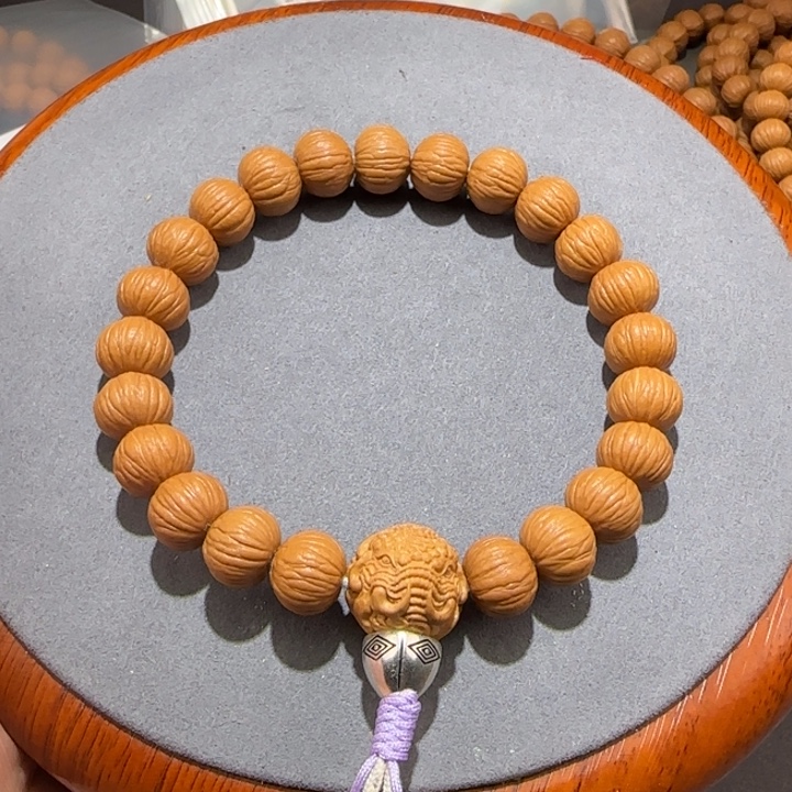 清***丶文玩核桃吊坠12同尺土豪手持银饰款