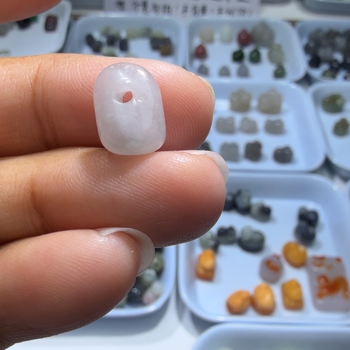 和田玉未镶嵌珠宝半成品