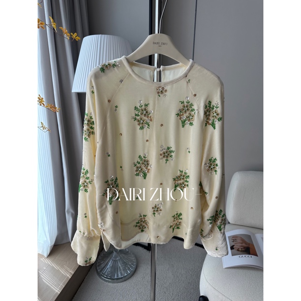 DAIRI  ZHOU▪️春有春的来意   100桑蚕丝重工钉珠刺绣丝绒上衣女