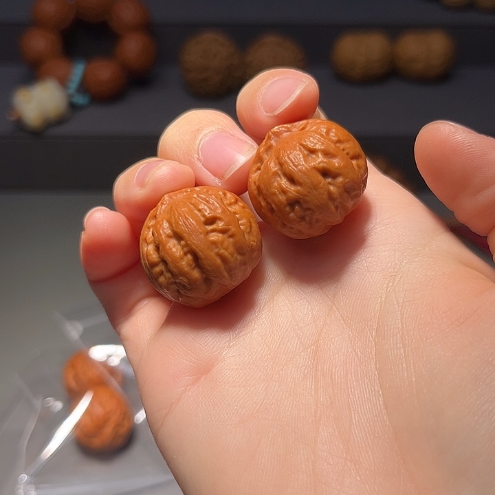 文玩核桃把件汤圆