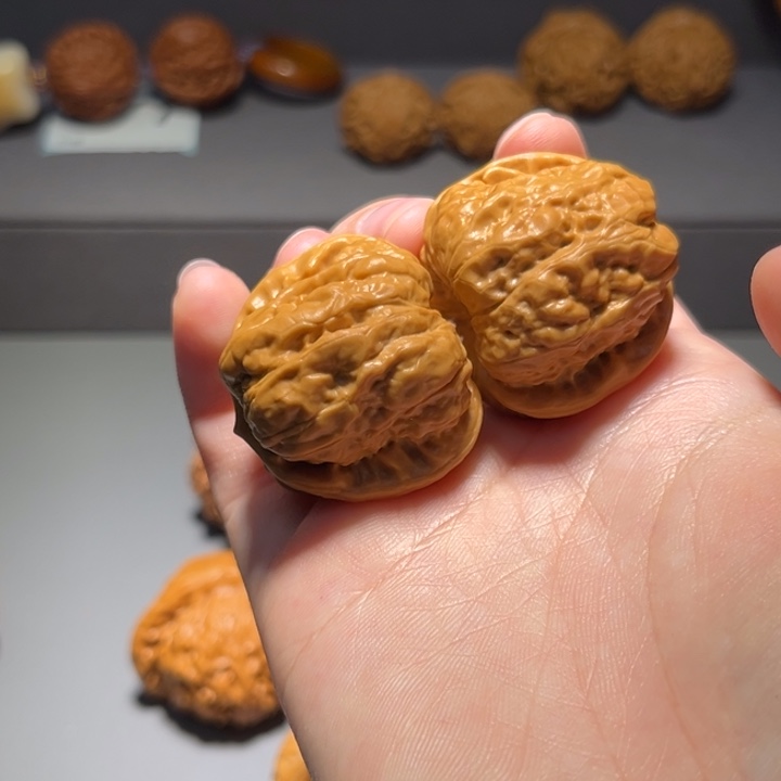 文玩核桃把件蛤蟆096