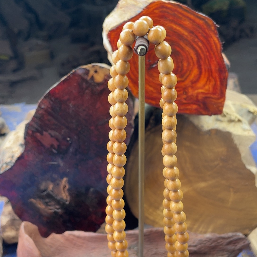 木好**水海南白檀成品0.8✖️108