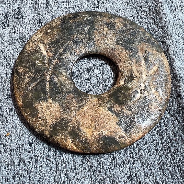 岫岩河磨玉（透闪石质玉）未镶嵌颈饰