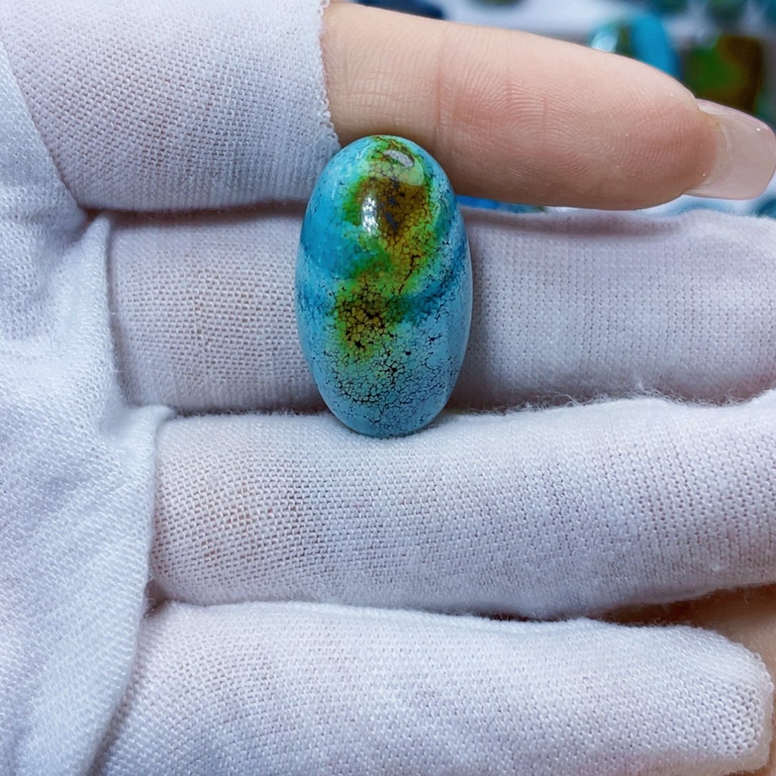 绿松石未镶嵌饰品