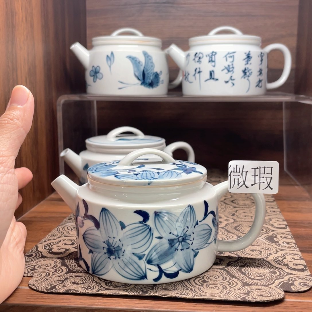 釉下彩纯手绘有瑕