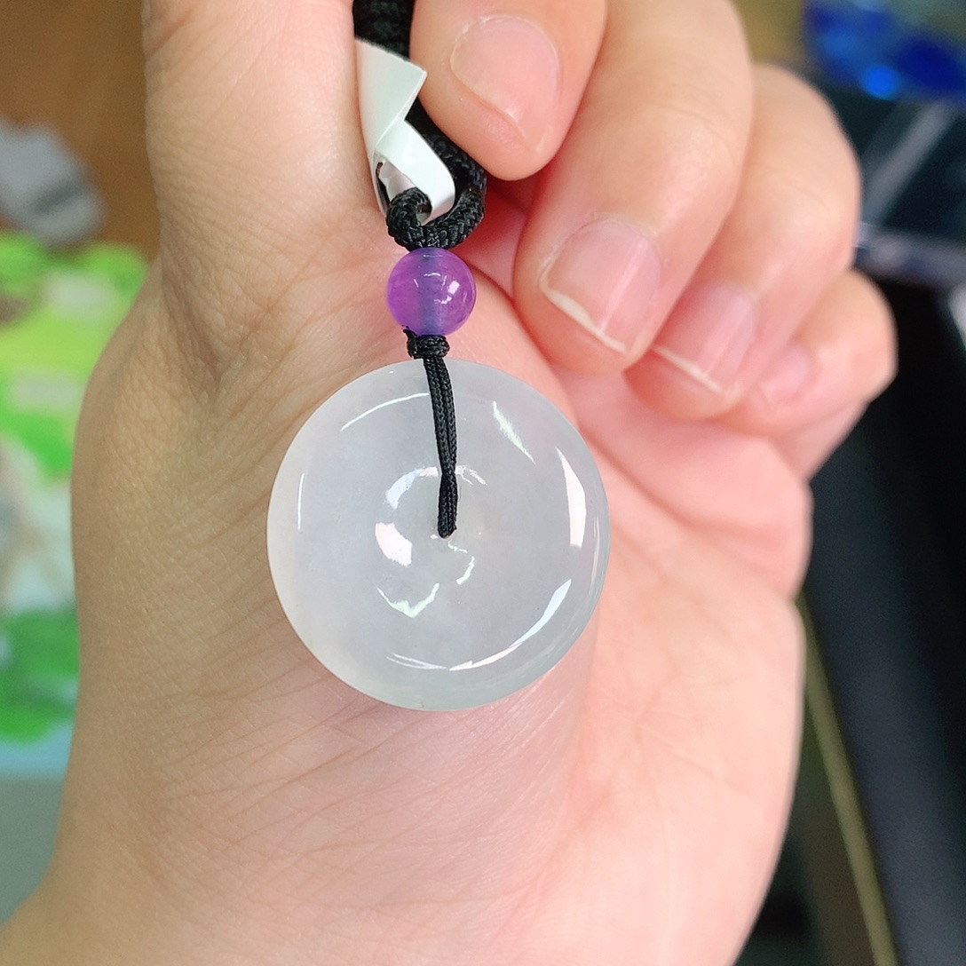 翡翠颈饰未镶嵌冰胶扣