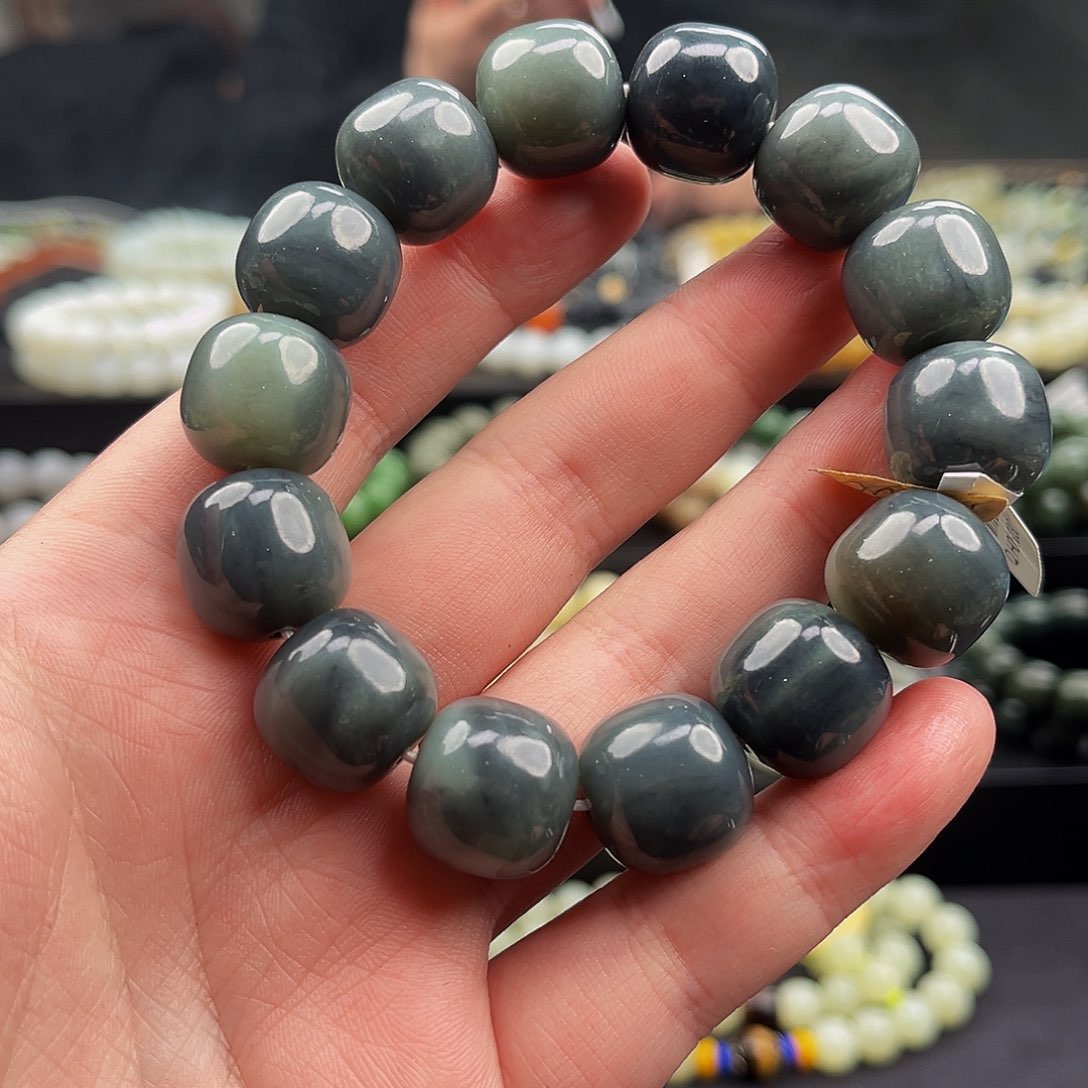 和田玉手串未镶嵌