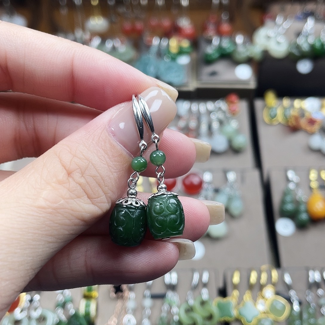 和田玉银S925镶嵌耳饰