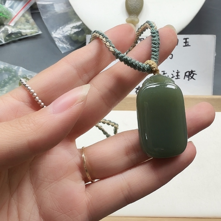 和田玉未镶嵌颈饰59
