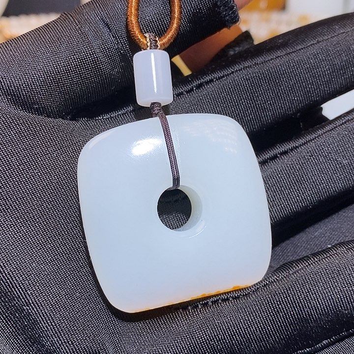 明***睐和田玉未镶嵌手链