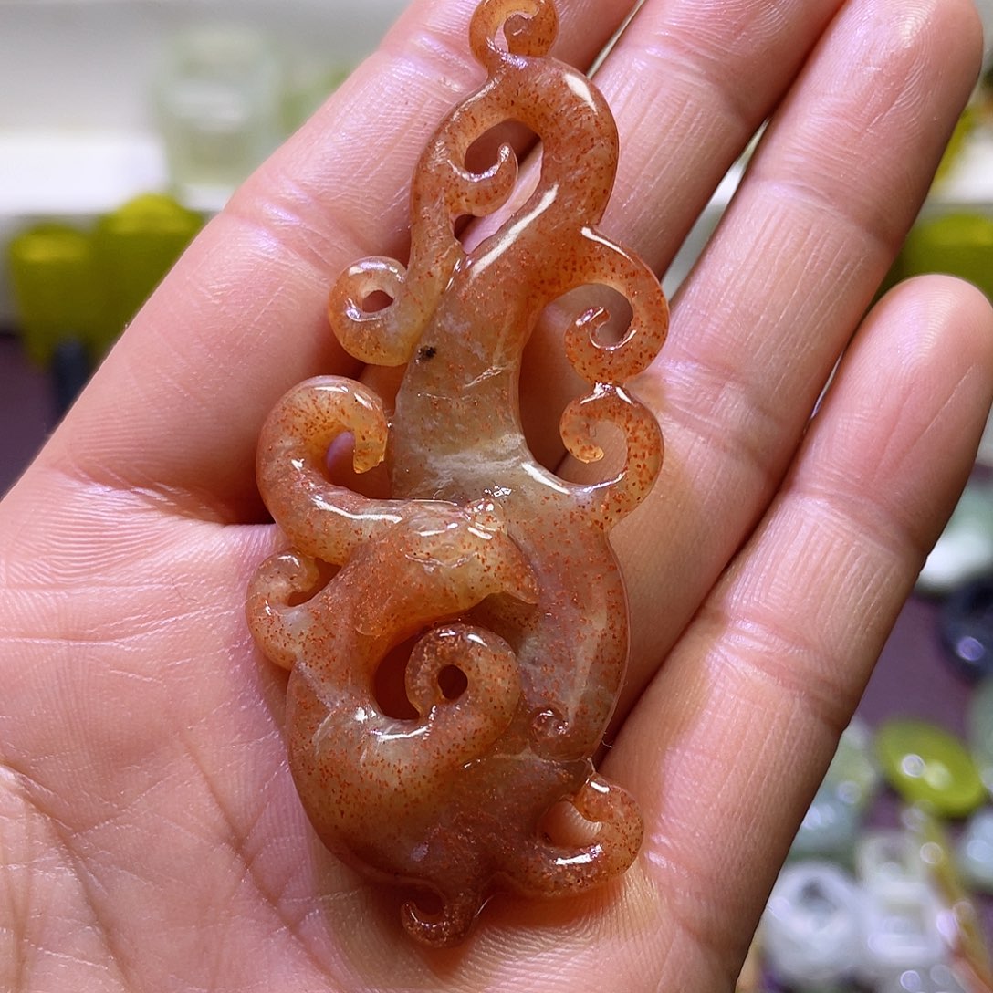 蛇纹石玉颈饰未镶嵌恩*爸