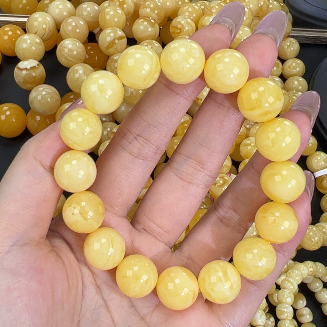 琥珀未镶嵌手链23.2黄白蜡