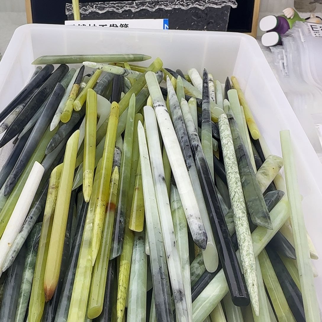 蛇纹石玉发饰合金