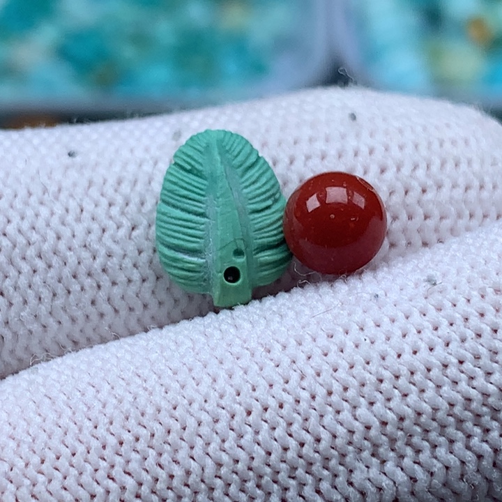南红玛瑙未镶嵌珠宝奇石