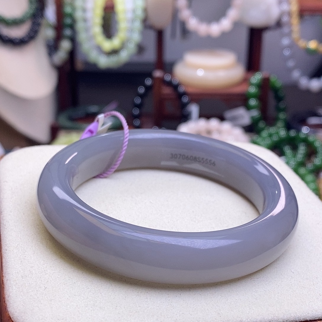 和田玉收藏级烟紫高冰老矿料浓紫手镯54.8未镶嵌啊*眉