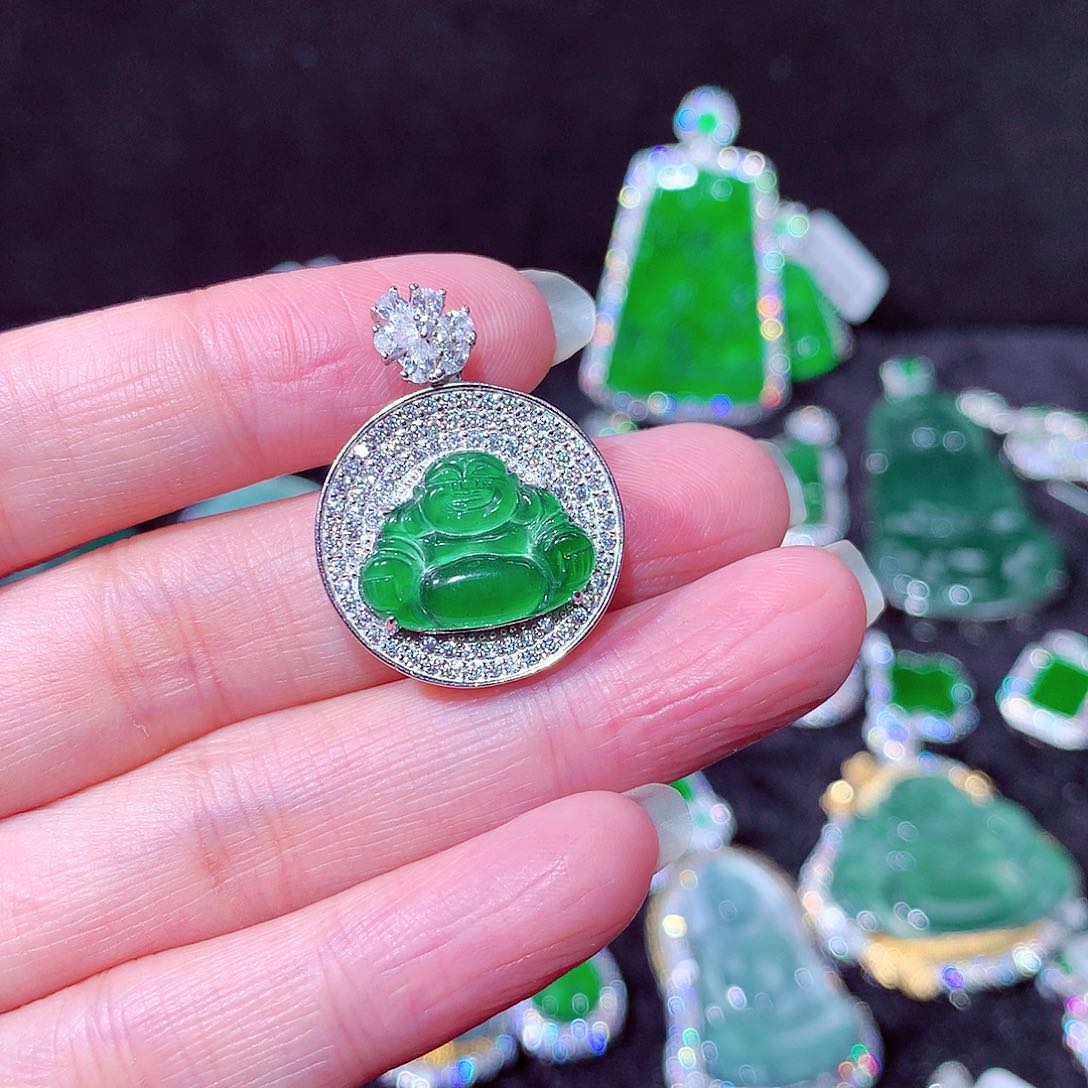 【闪购商品】翡翠吊坠(不含链)未镶嵌