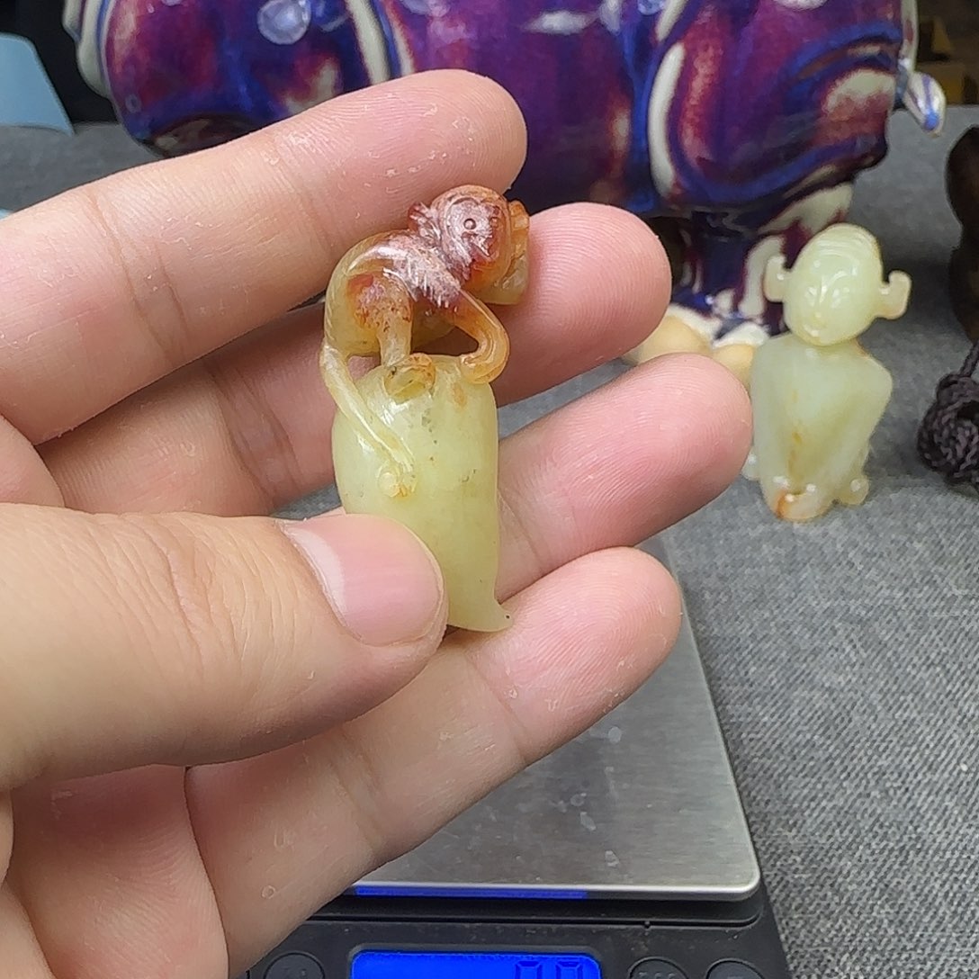 和田玉未镶嵌挂件