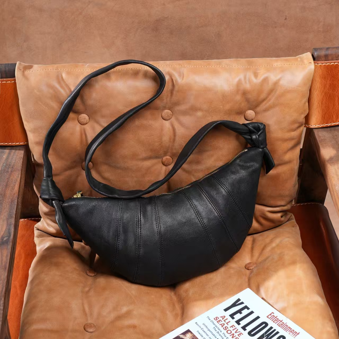 中性风斜挎包做旧可折叠单根单肩款竖款拉链简约风