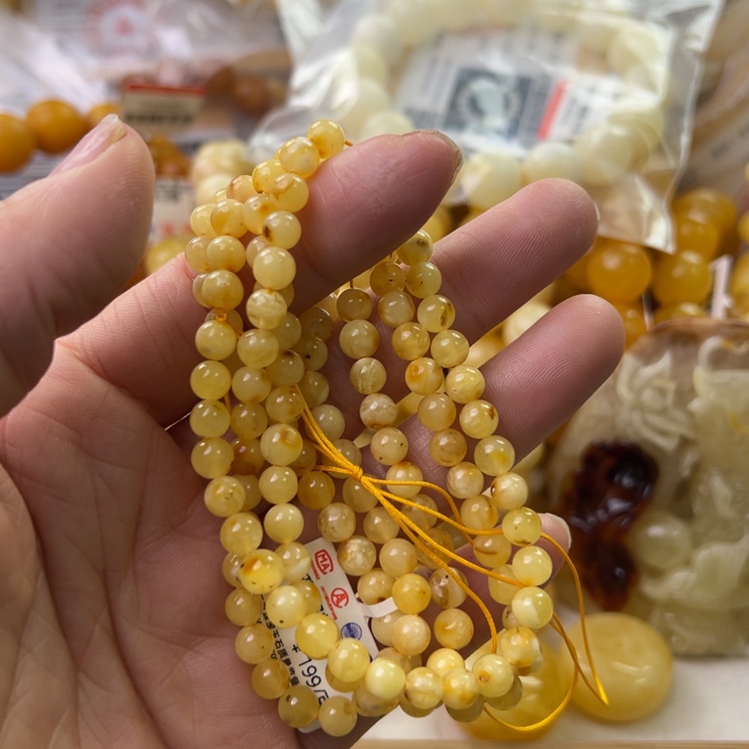 琥珀珠宝奇石未镶嵌