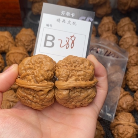 吊坠桃核领*我是第一百42
