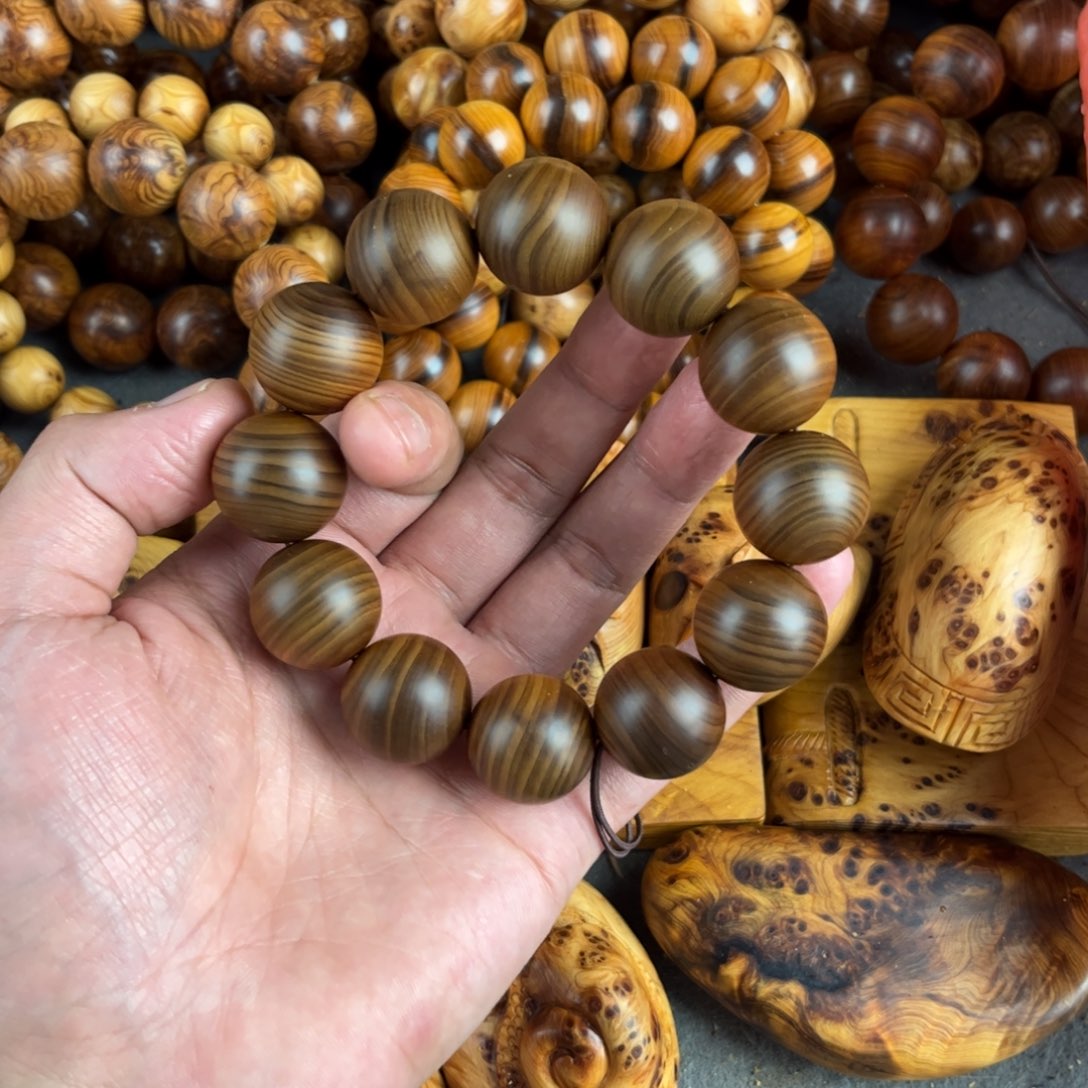 阿***体其他柏木（崖柏）200