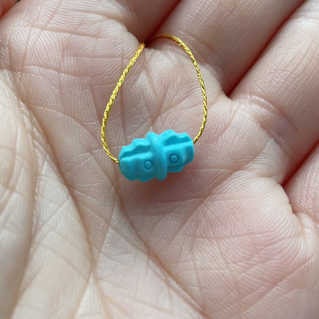 绿松石颈饰未镶嵌