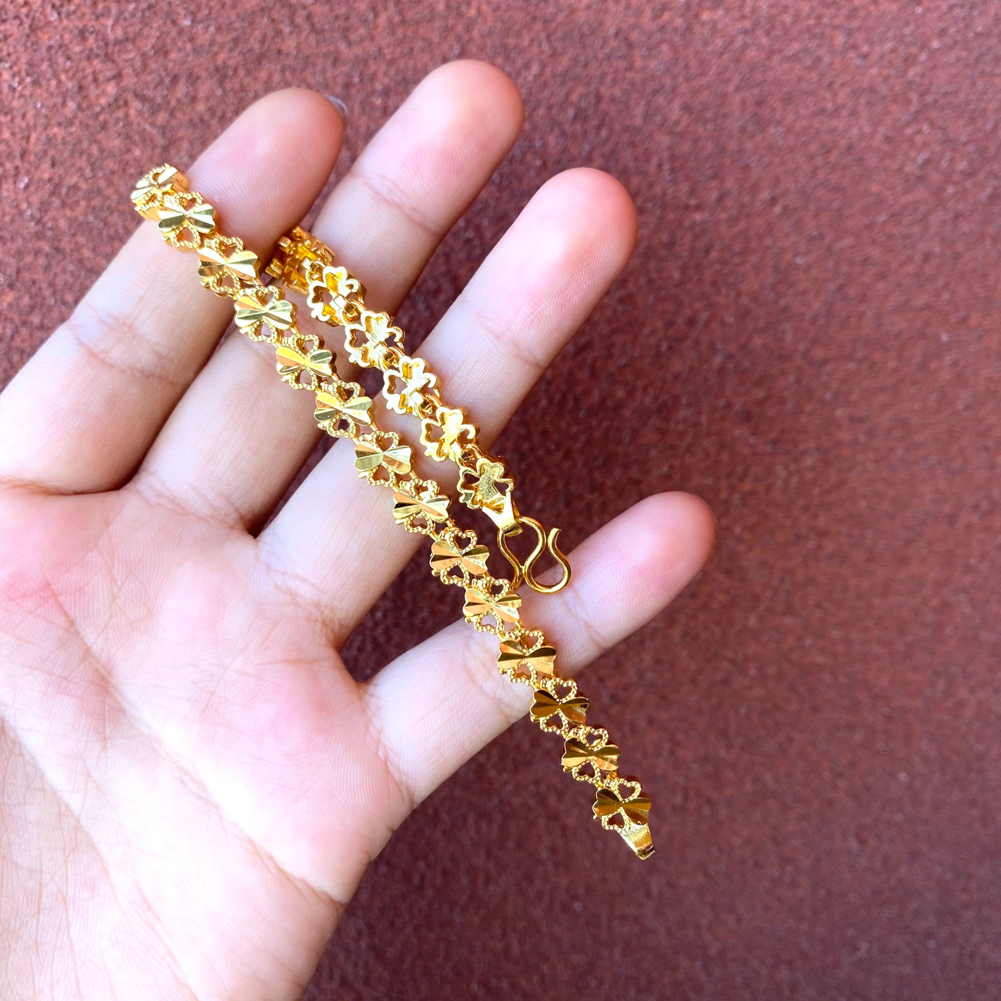 A679-云上四叶手链