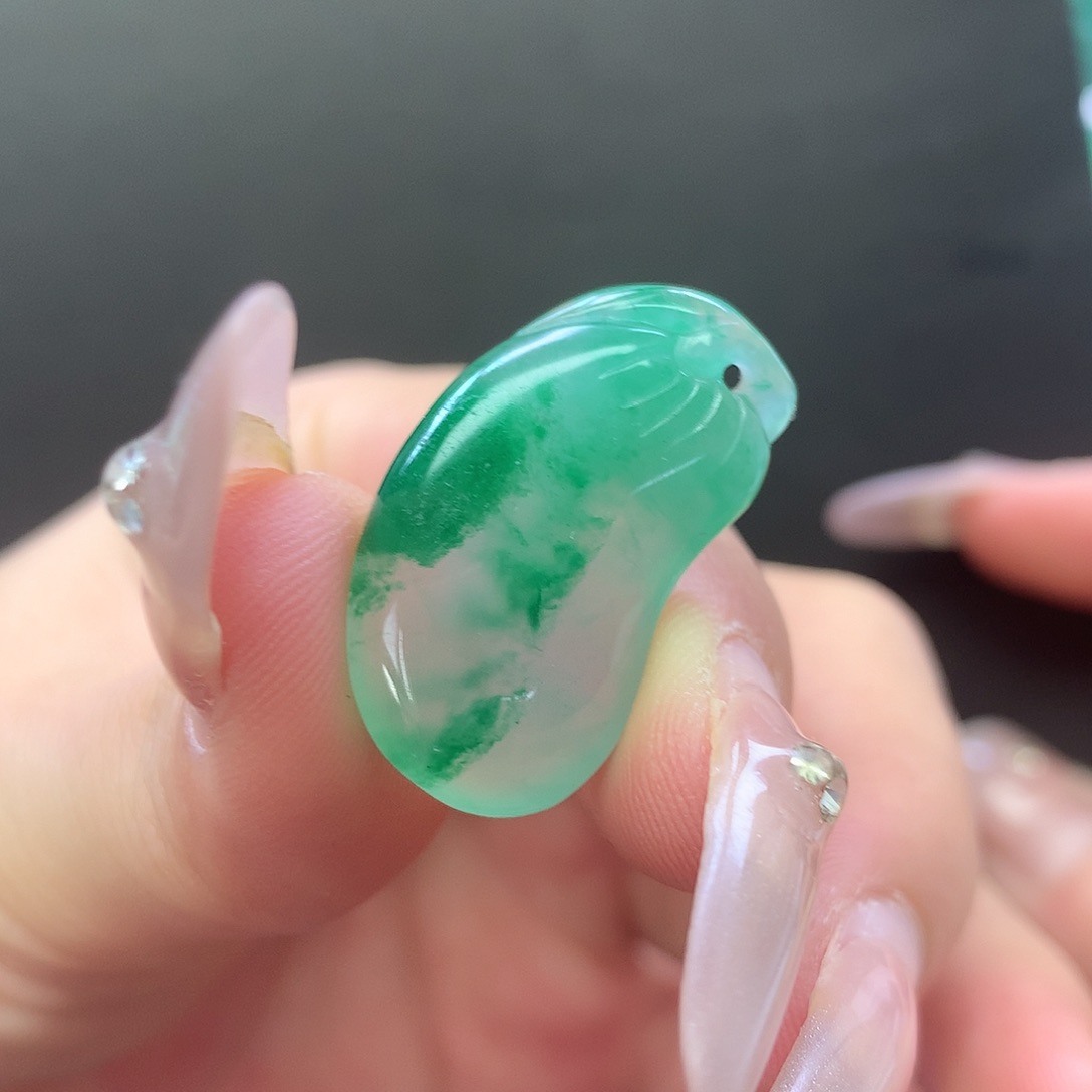 石英质玉颈饰未镶嵌