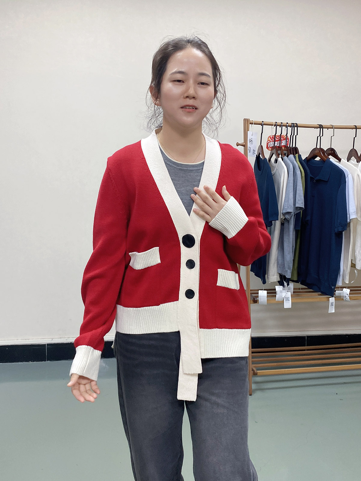 AA0444 学院风女装毛衣大学生时尚针织外套网红气质短款毛衣