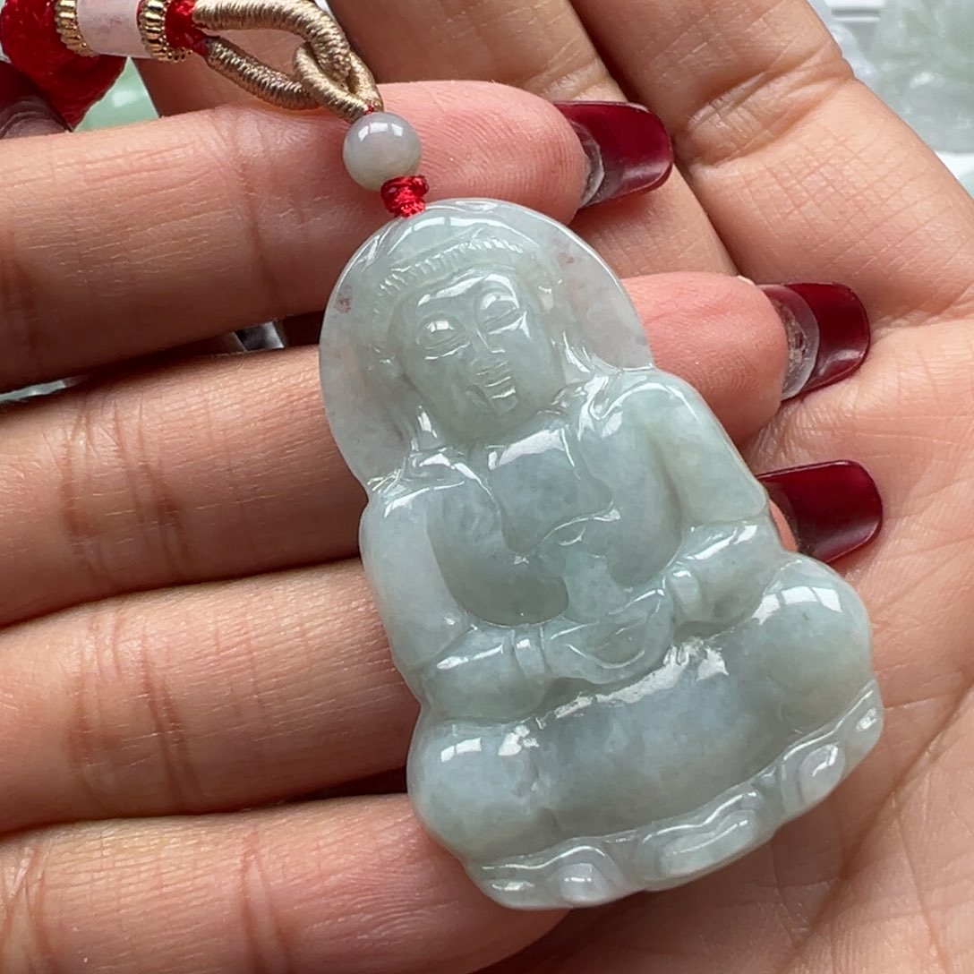 翡翠颈饰未镶嵌观音