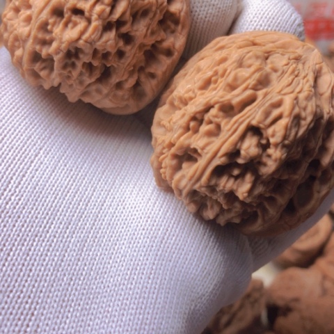 【闪购商品】桃核吊坠南****手南疆石狮子头