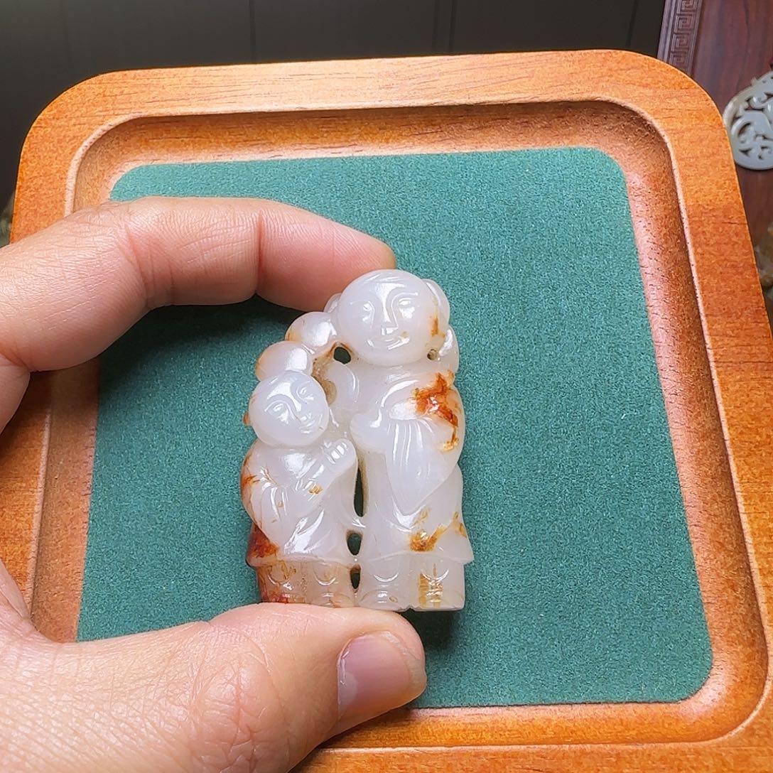 老***熊和田玉未镶嵌挂件