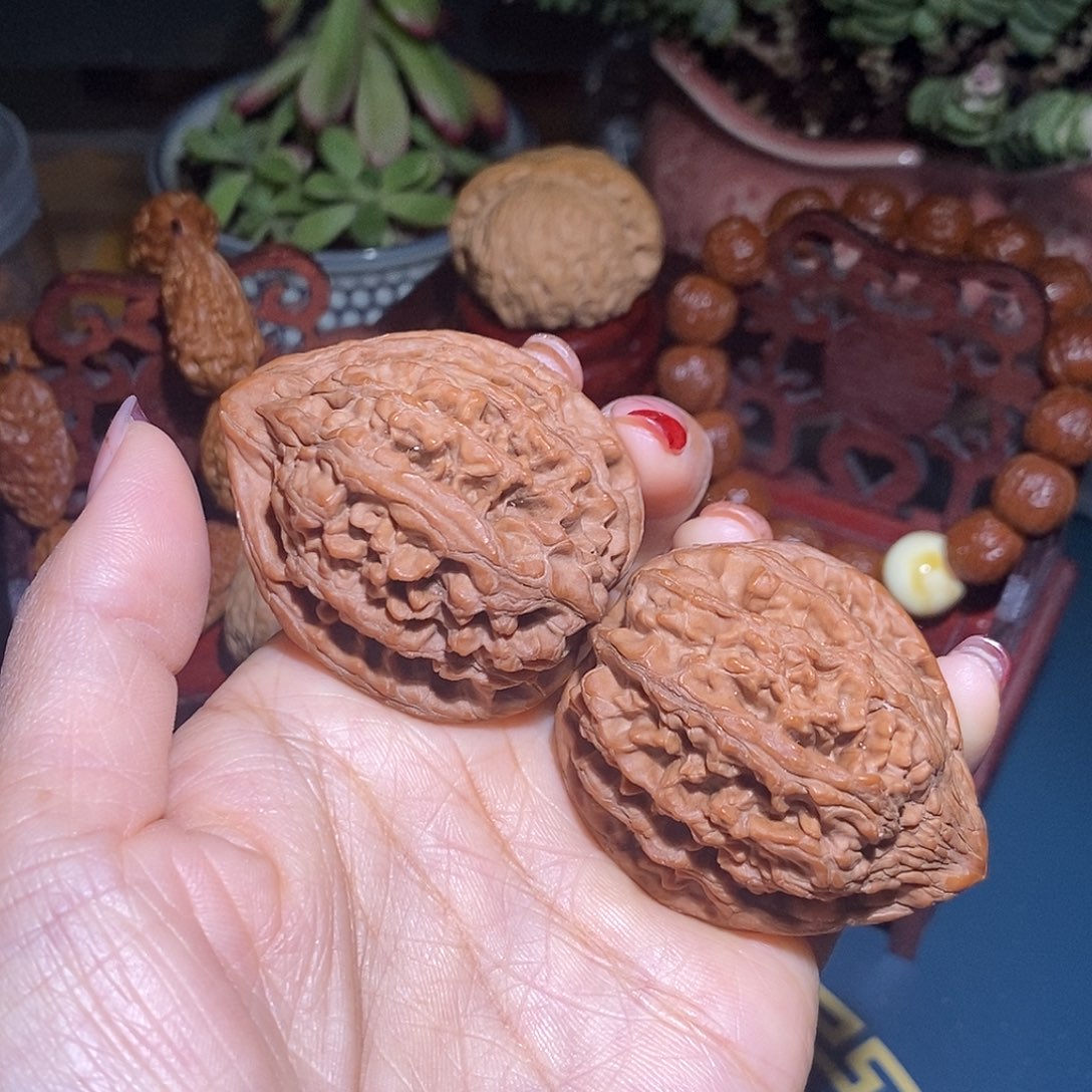 文玩核桃把件43大沽石