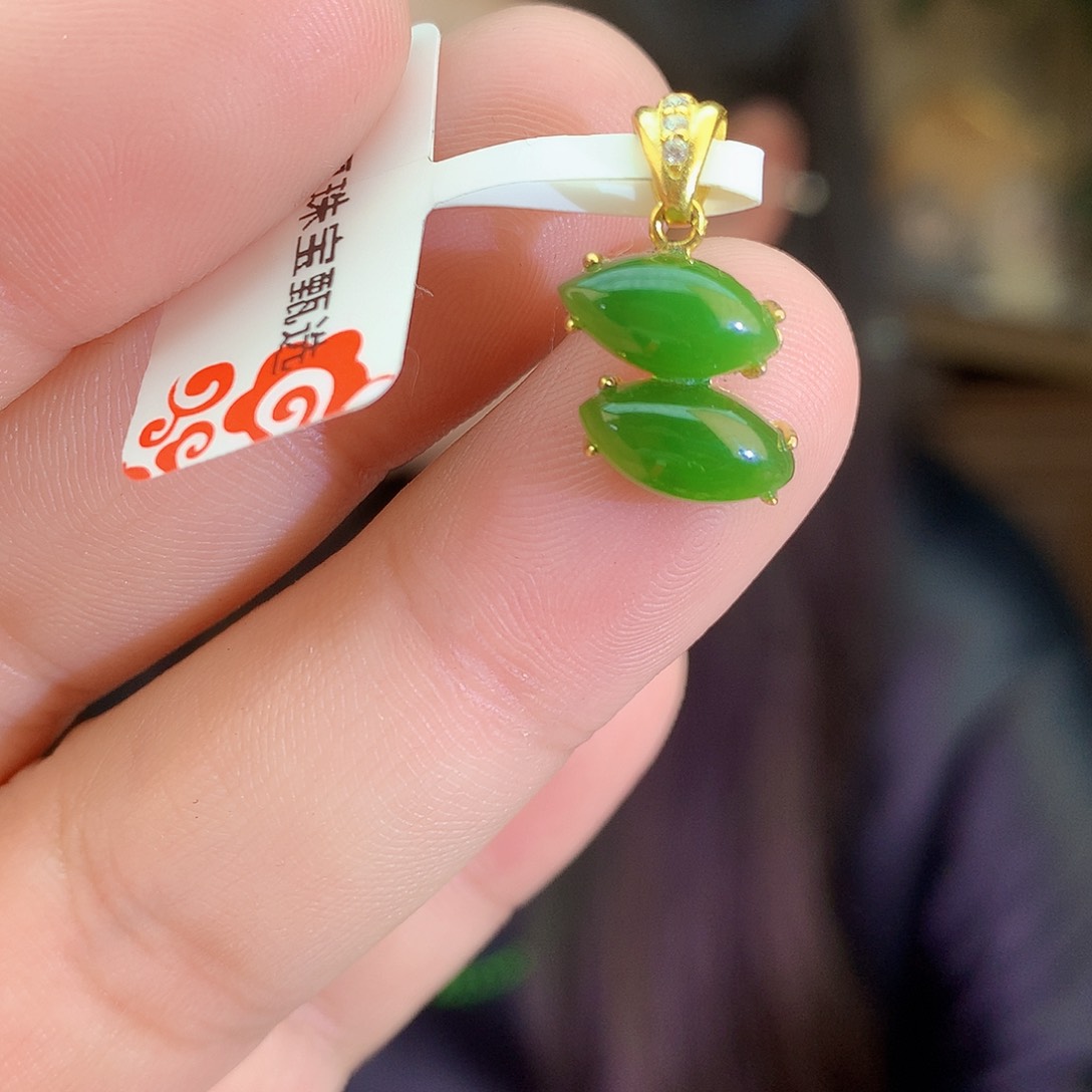 吊坠(不含链)银S925镶嵌和田玉（碧玉）吊坠