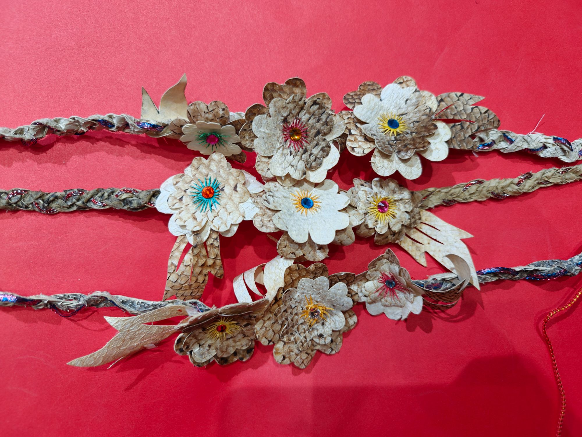 依玛哈非遗鱼皮-花环